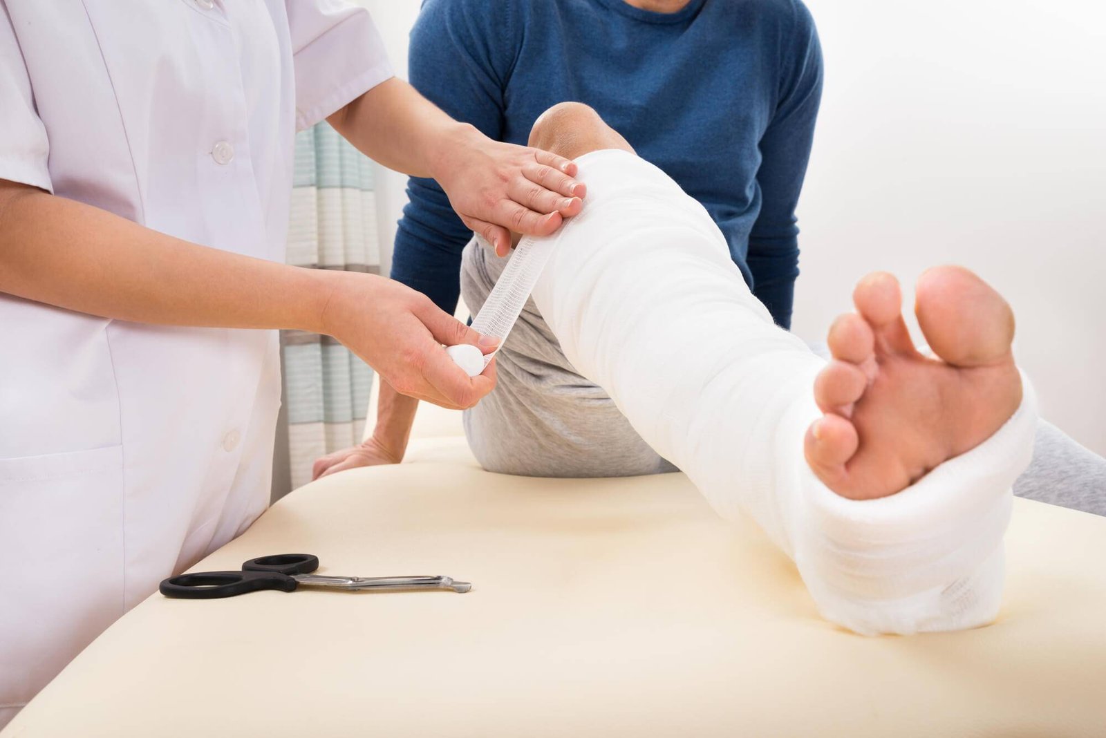 Fracture Treatment and Trauma Care - Dr. Tauhid Momen